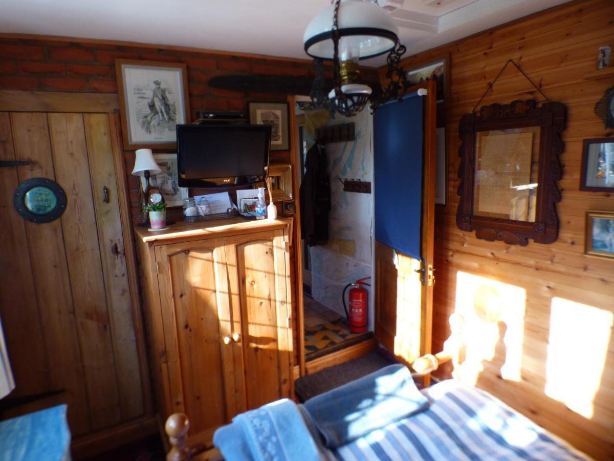 Nelsons Cabin Bed and Breakfast North Creake Buitenkant foto