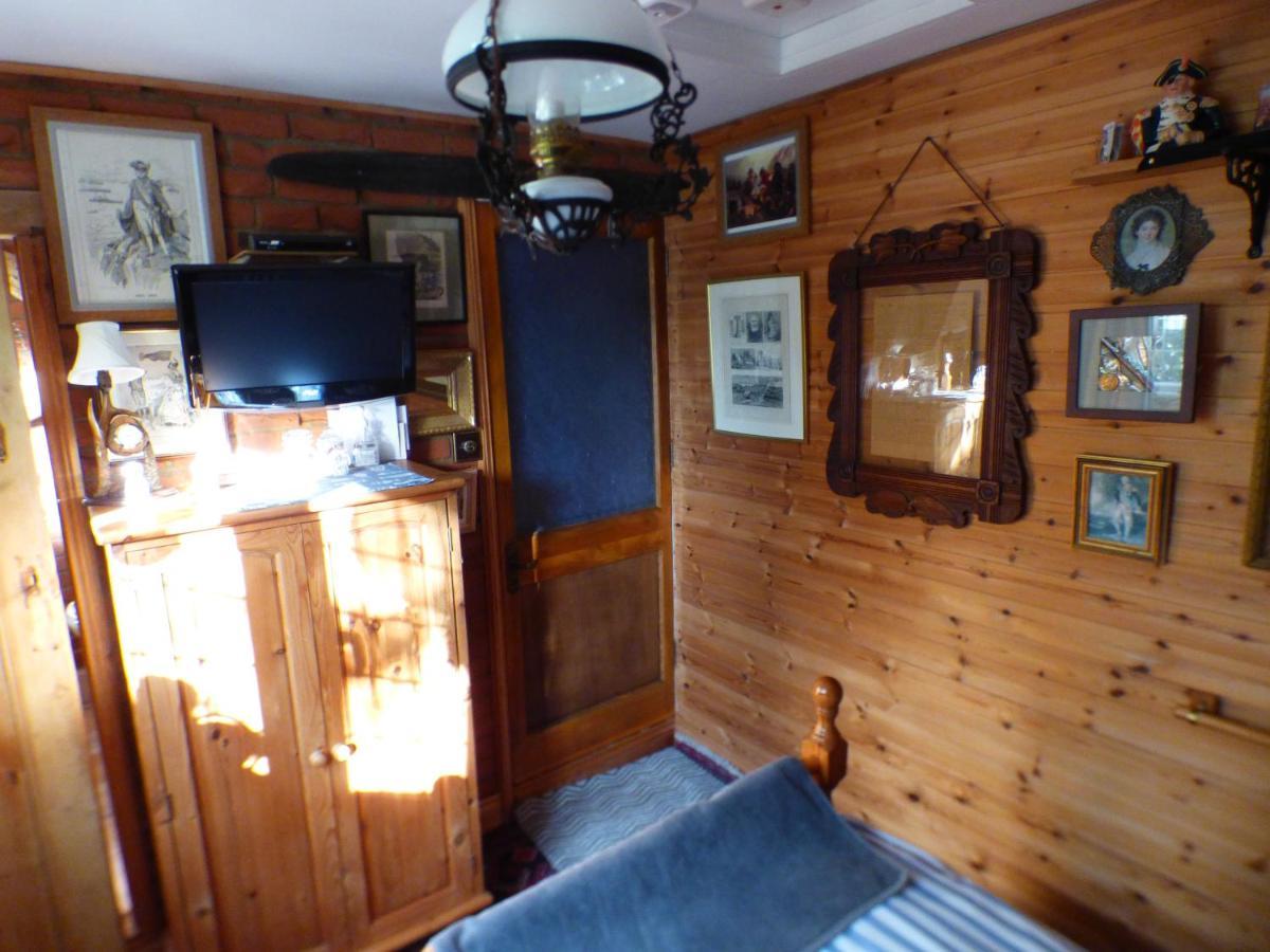 Nelsons Cabin Bed and Breakfast North Creake Buitenkant foto